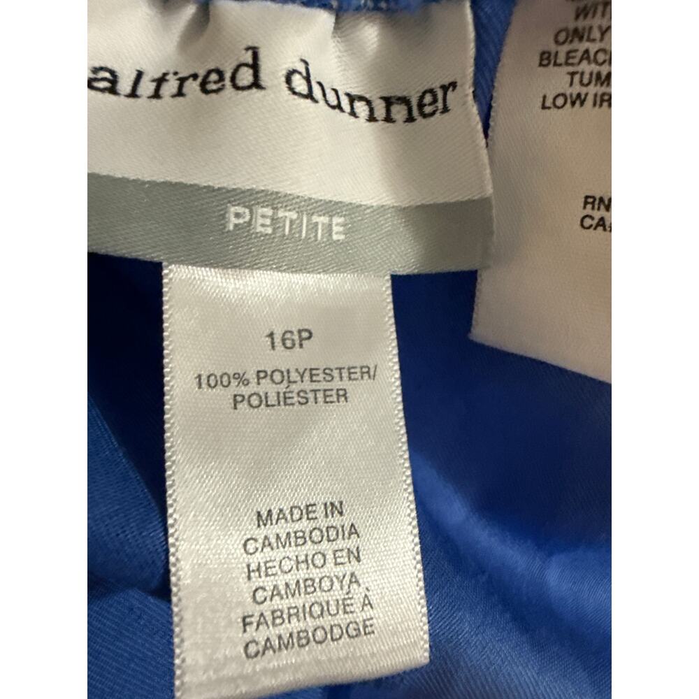 Alfred Dunner Blue Capris Women's Size 16P - Picture 6 of 7